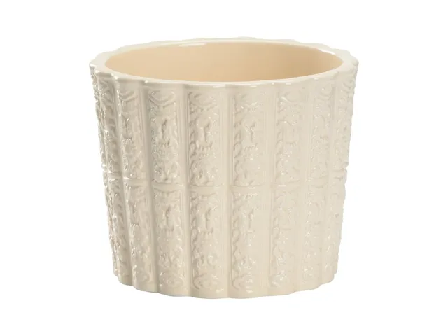 Brandywine Planter - Cream