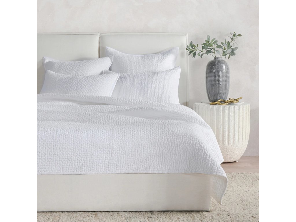 Danica Quilt - White - image 2