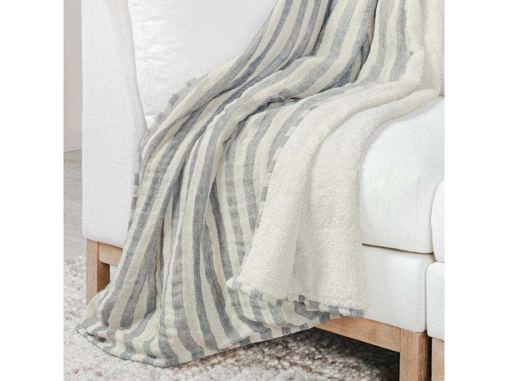 TC Cyprus 50x70 Throw - Ivory/Blue - main image