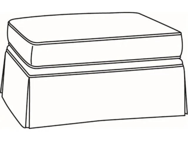 Haddonfield Ottoman (28W X 22D)