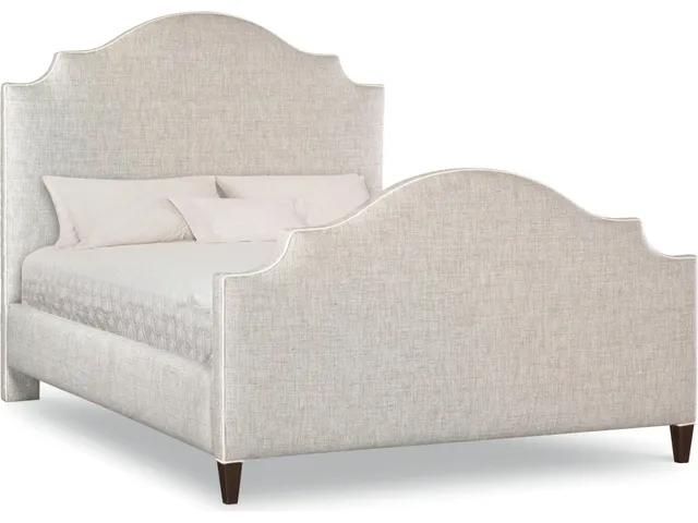 Selena Queen Bed With Footboard (64.5
