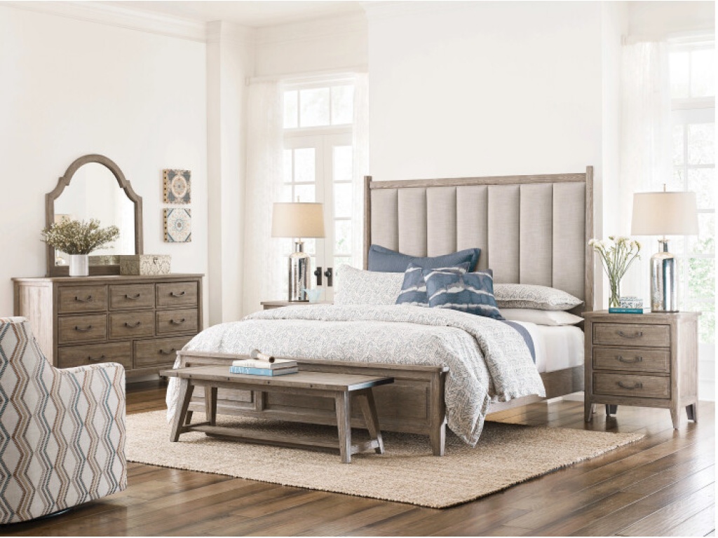 Oakmont King Uph Panel Bed Complete - image 1