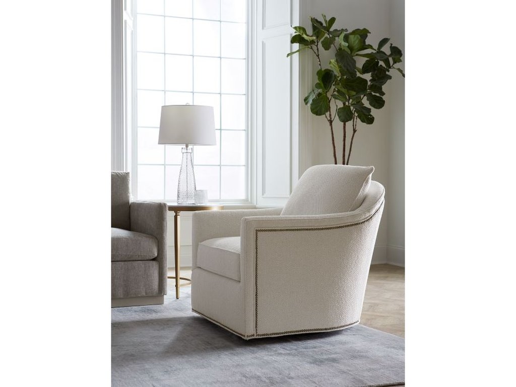 Oval End Table  - image 3