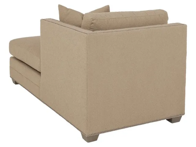 Right Arm Chaise  - Alternative View