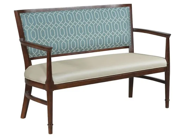 Garland Settee 