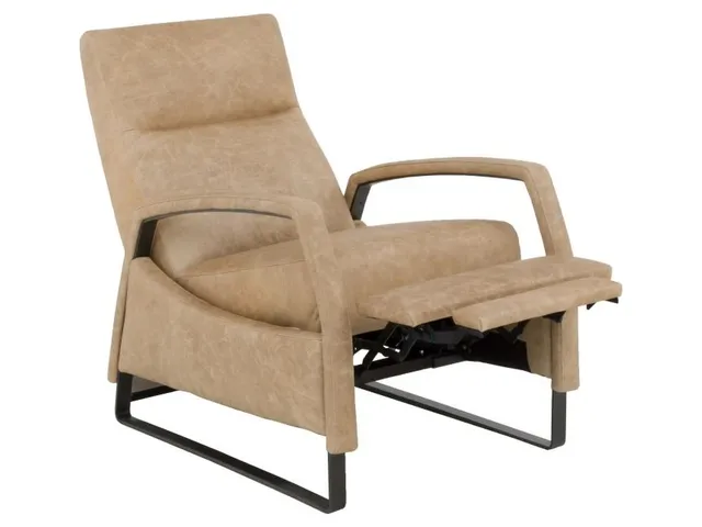 Brennan Manual Pushback Recliner 