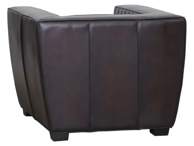 Aero Lounge Chair  - Alternative View