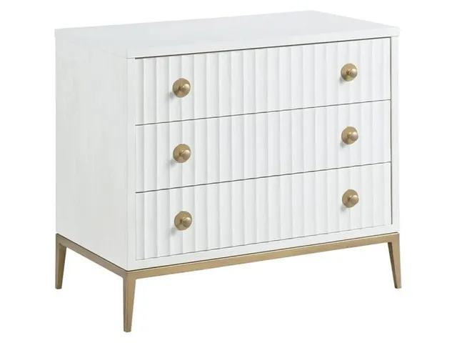 Three Drawer Chest 