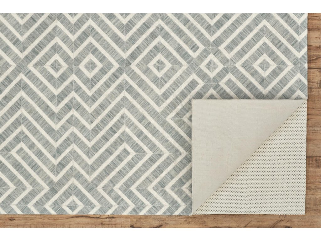 Bermuda II Transitional Geometric, Gray/Ivory, 1'-8" x 2'-10" Accent Rug - image 2