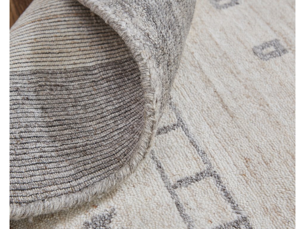 Legacy Transitional Bordered, Ivory/Gray, 2' x 3' Accent Rug - image 5