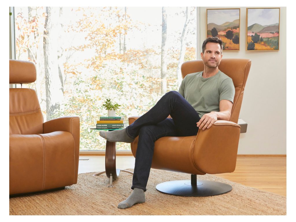 Oskar Recliner, alternate view 3