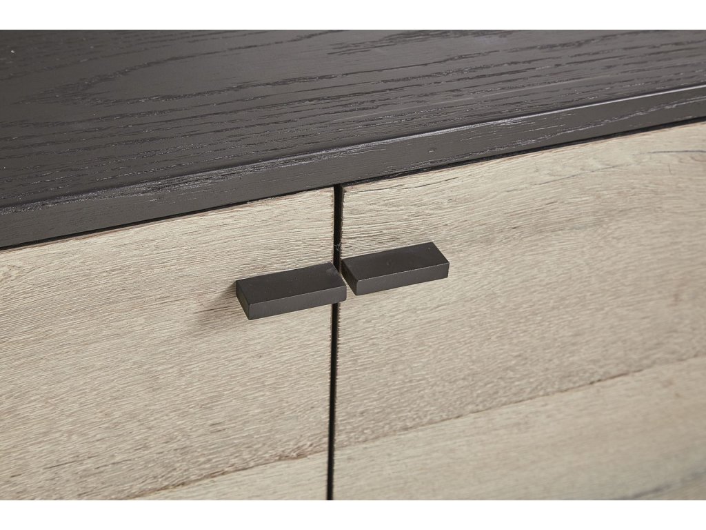 Sideboard - image 3