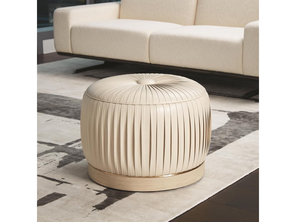 Colette Pouf - main image
