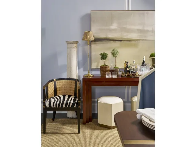Hezekiah Stool