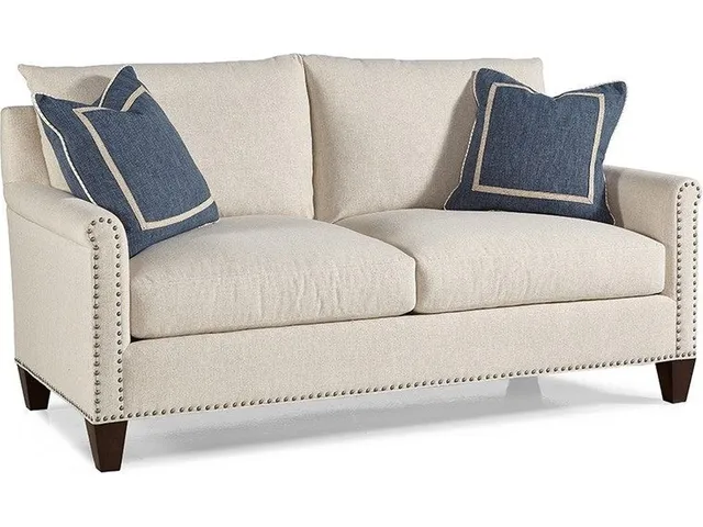Mid-Size Ainsley Sofa