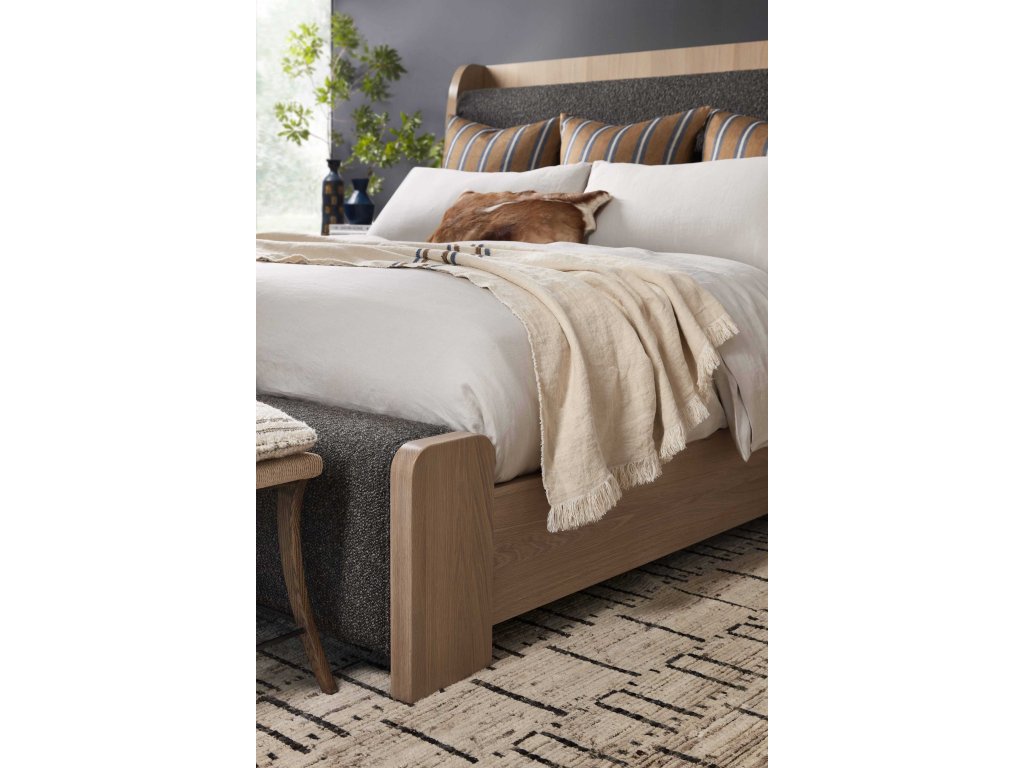 Frio King Bed - image 1