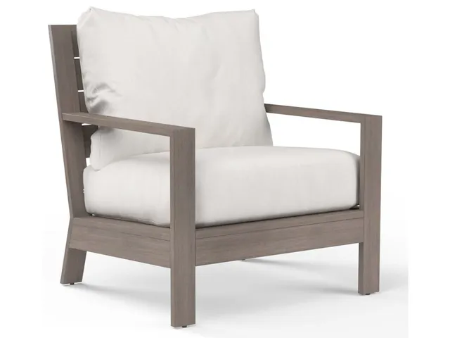 Laguna Club Chair in Canvas Flax, No Welt