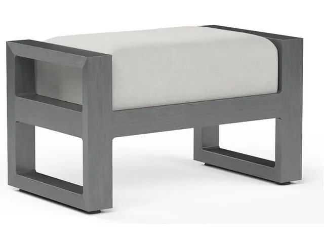 Redondo Ottoman in Cast Silver, No Welt