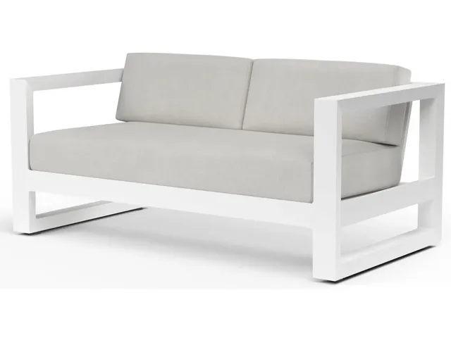 Newport Loveseat in Cast Silver, No Welt