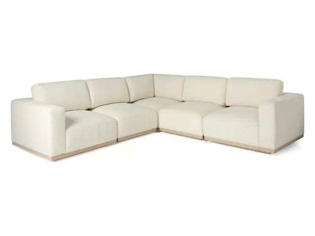 Wyatt Sectional