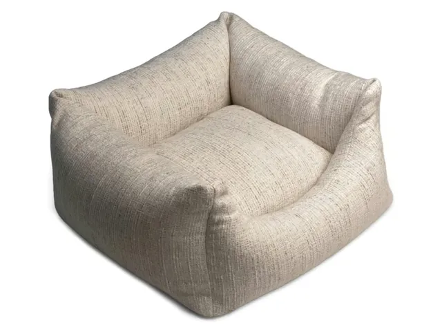 Quinn Small Dog Bed - Alternative View