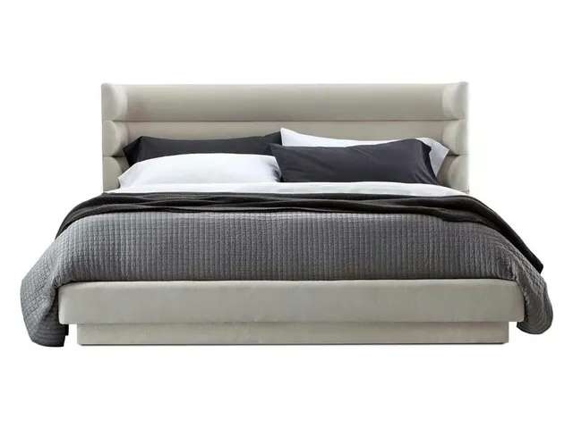 Ornette King Bed w/ Plinth