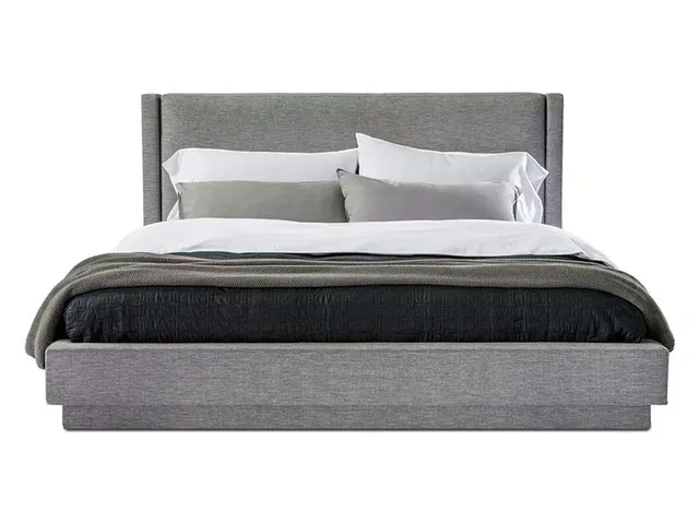 Izzy King Bed w/ Plinth