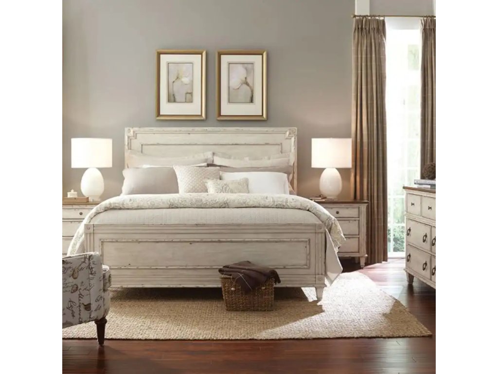 Southbury Queen Panel Bed - image 1