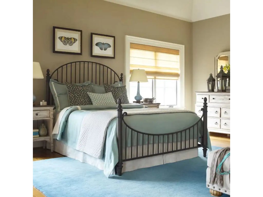 Weatherford Queen Heather Catlins Metal Bed - image 1