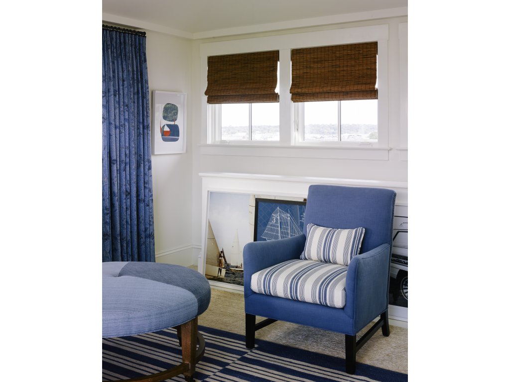 Chair - image 5