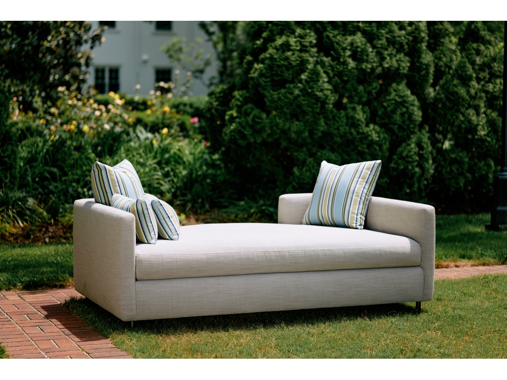 Nandina Outdoor Day Bed - image 11