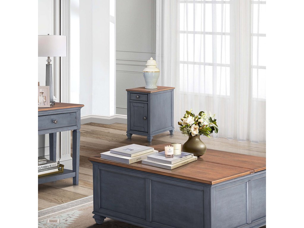 Americana Chairside Table - image 1