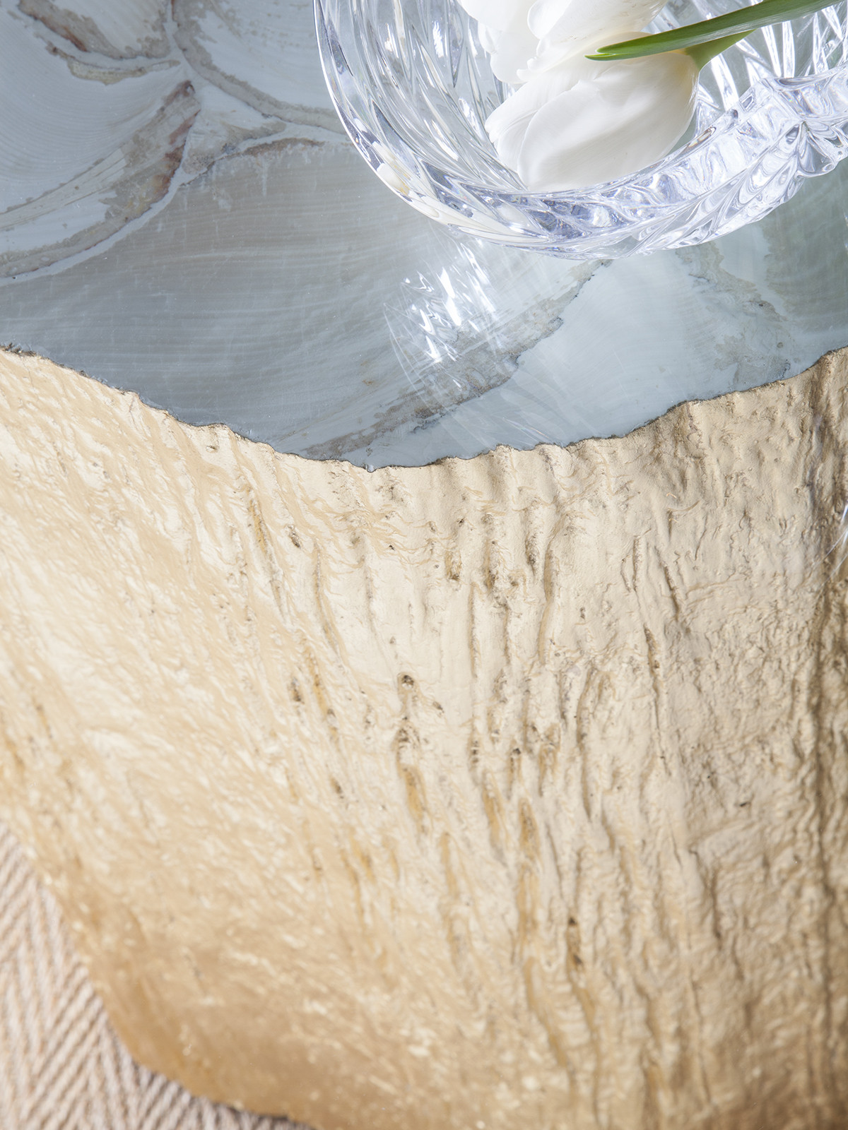 Trunk Segment Accent Table  Leaf - image 1