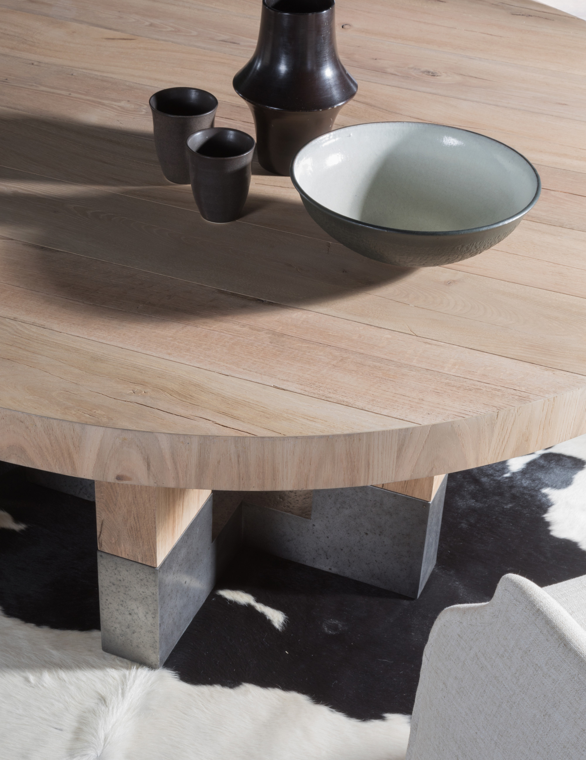 Verite Round Dining Table - image 3