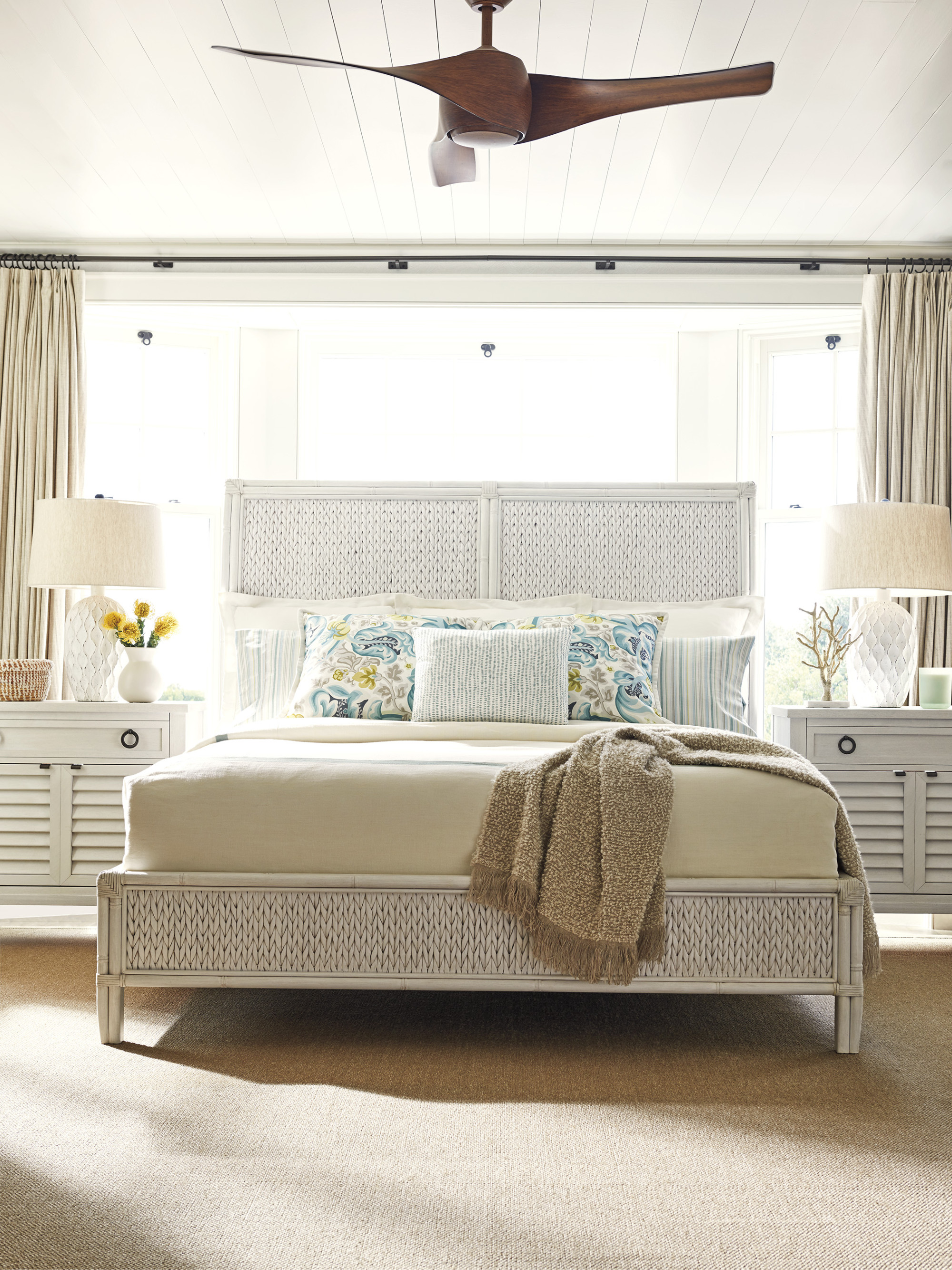 Siesta Key Woven Bed - image 3