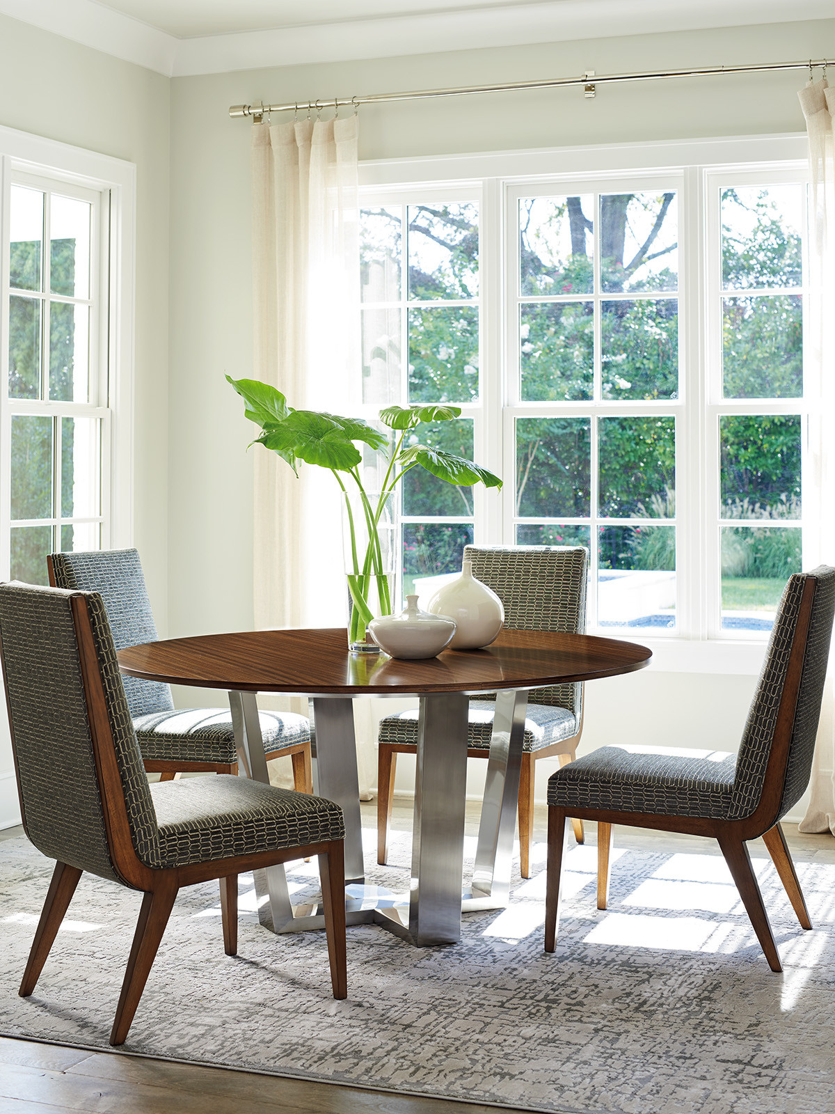 Mandara Round Dining Table - image 2