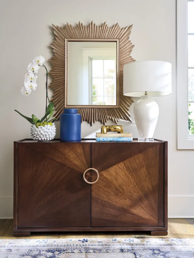 Kilburn Hall Chest - Alternative View