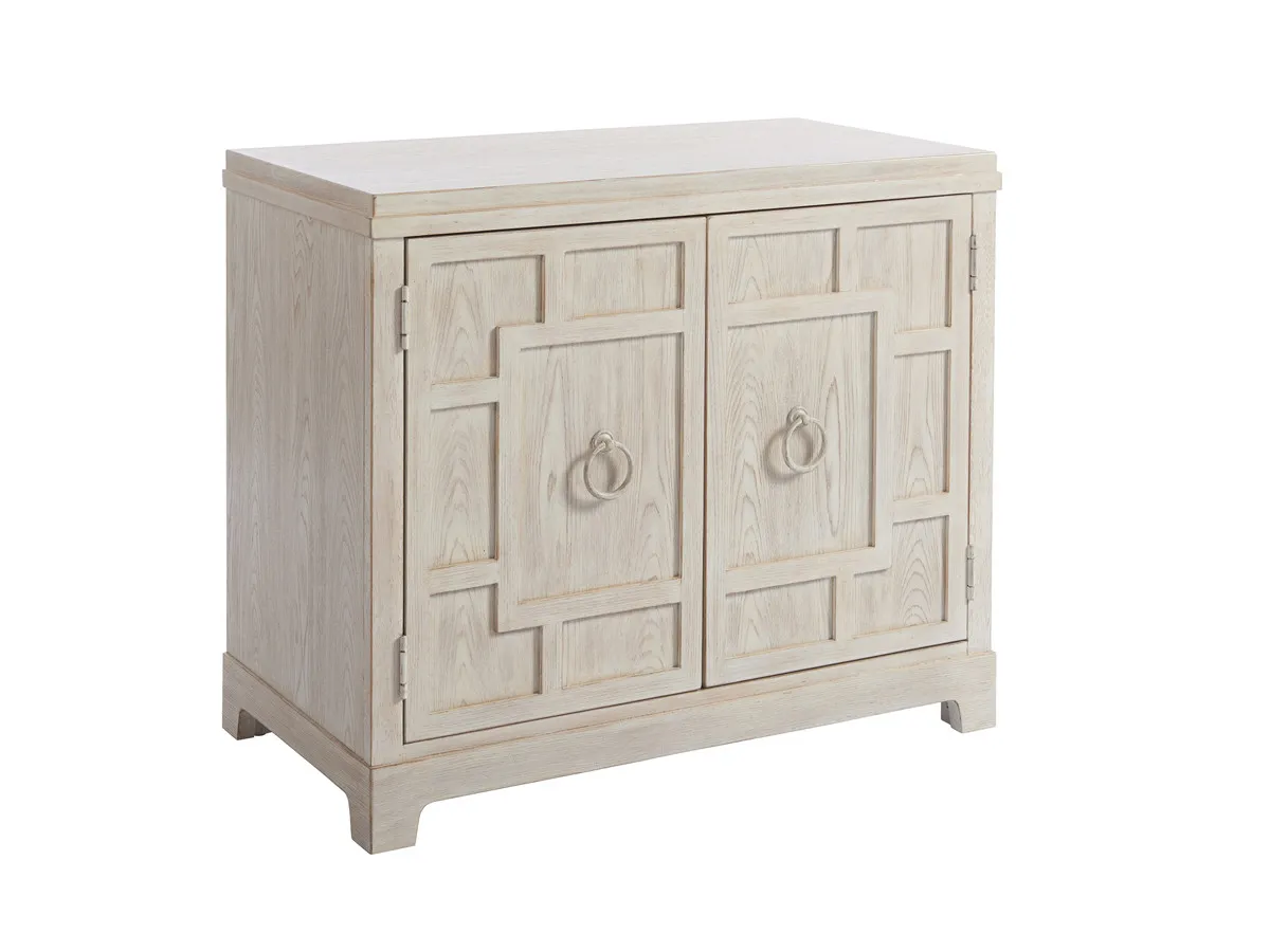 Collins Bachelors Chest - primary view