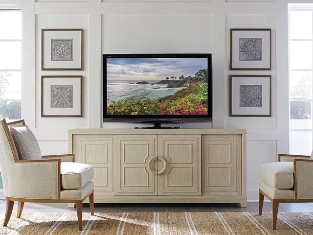 Leeward Media Console