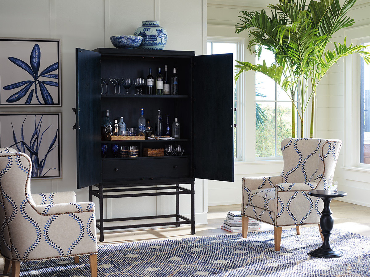 Jade Bar/Chest On Stand - image 2