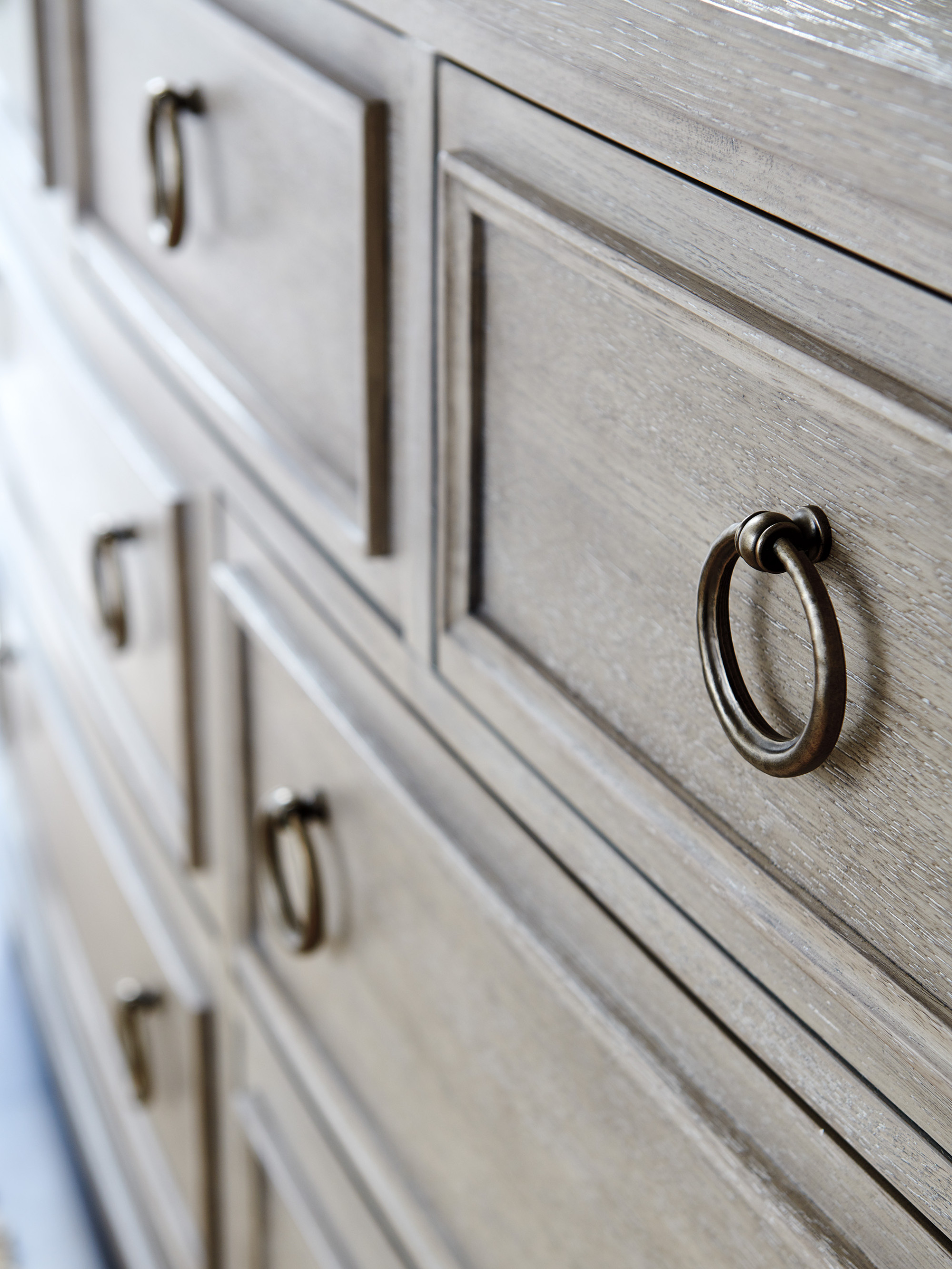 Westward Gentlemans Chest - image 2