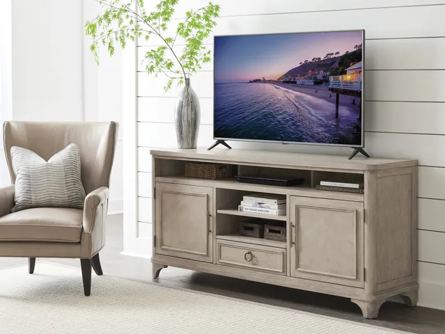 Rocky Oaks Media Console