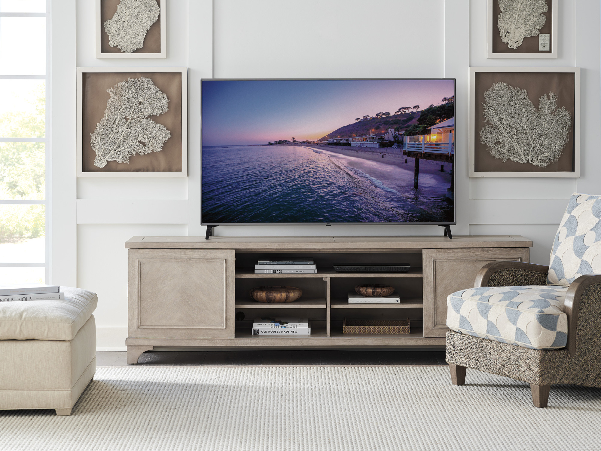 Geoffrey Media Console - image 1