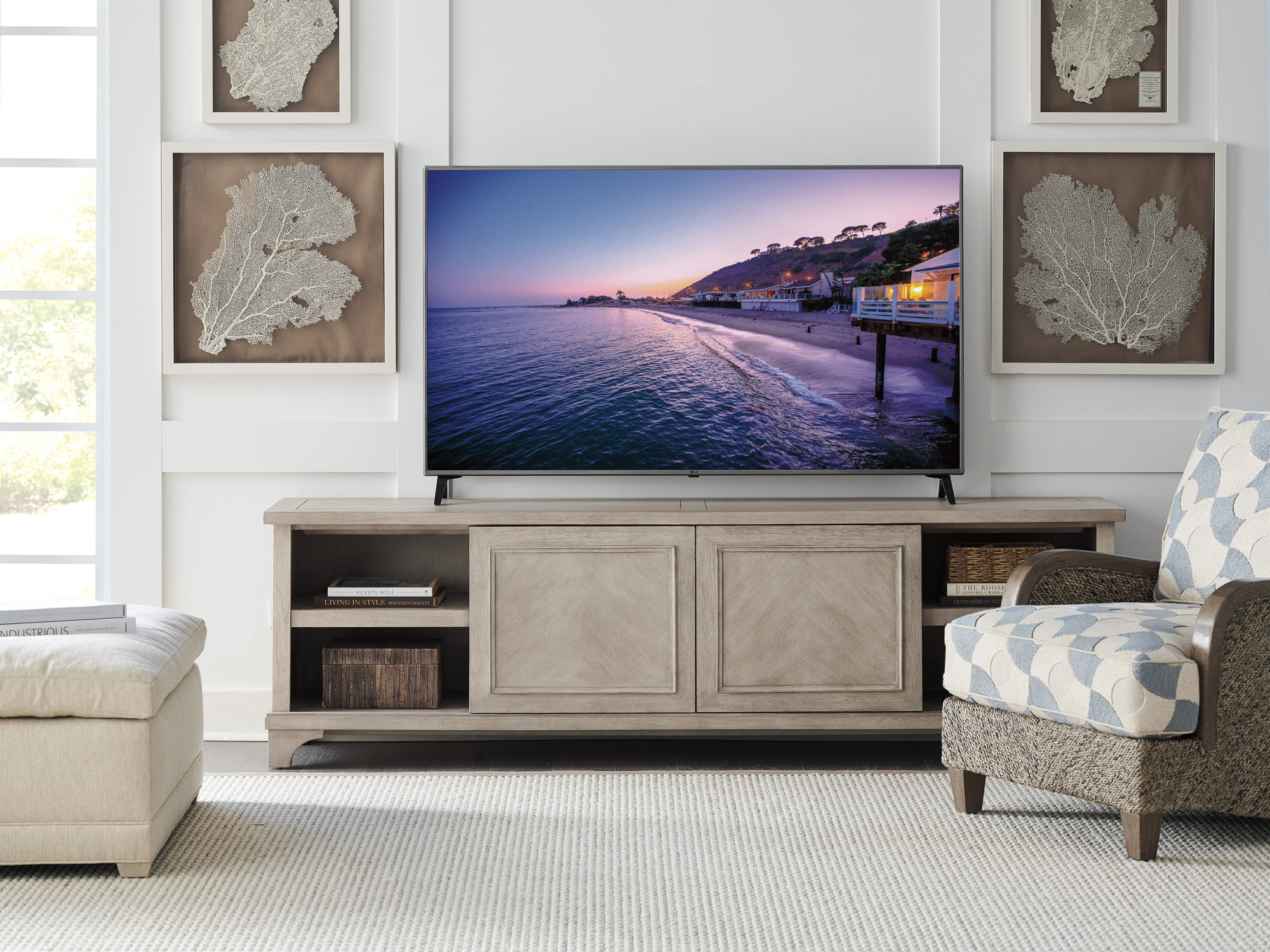 Geoffrey Media Console - image 2
