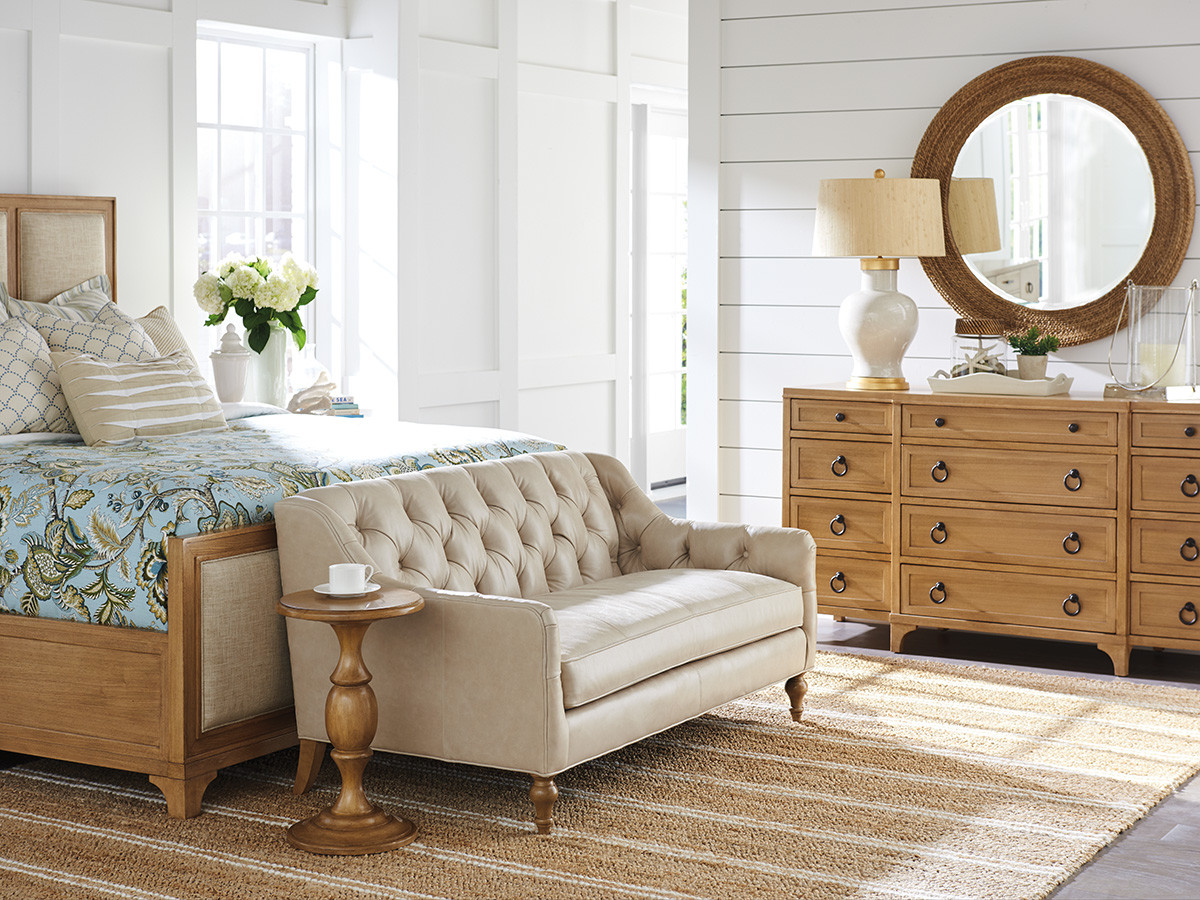 Garnet Breakfront Dresser - image 2