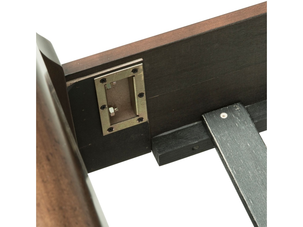 Queen Sleigh Bed - image 4