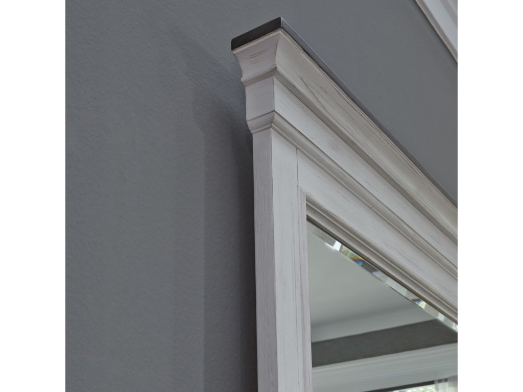 King Panel Bed, Dresser & Mirror - image 14