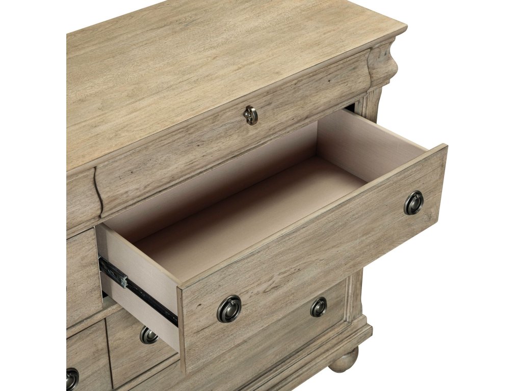 8 Drawer Dresser - image 9