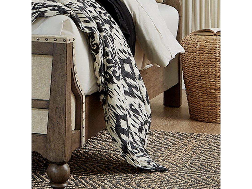 Queen Shelter Bed - image 7