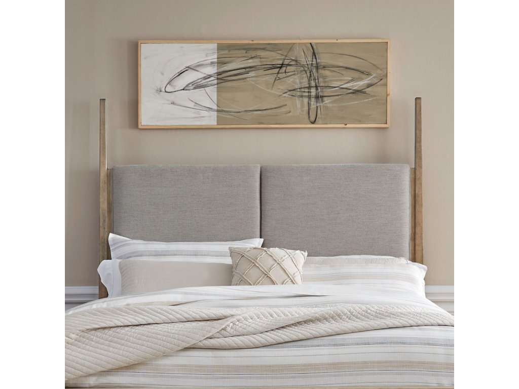 Queen Poster Bed - image 5